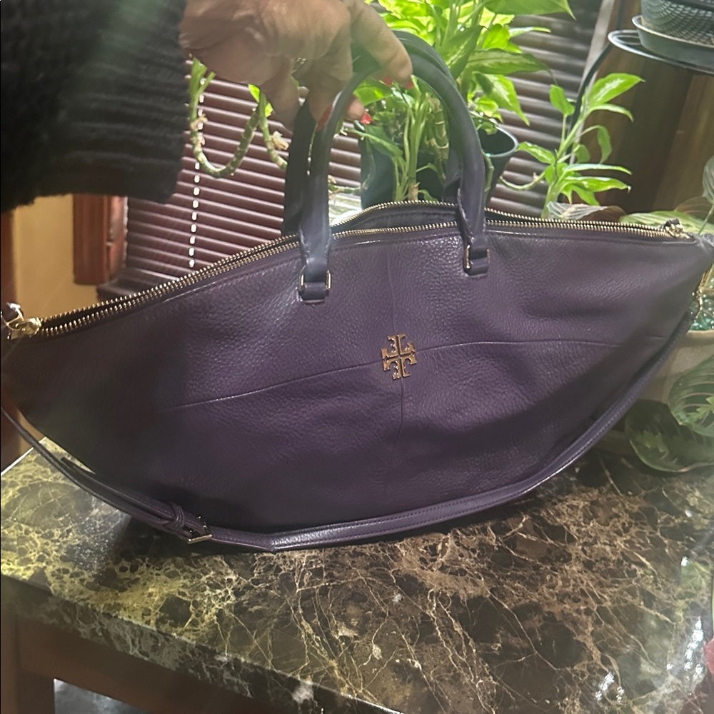 Elegant Purple Leather Tote Bag